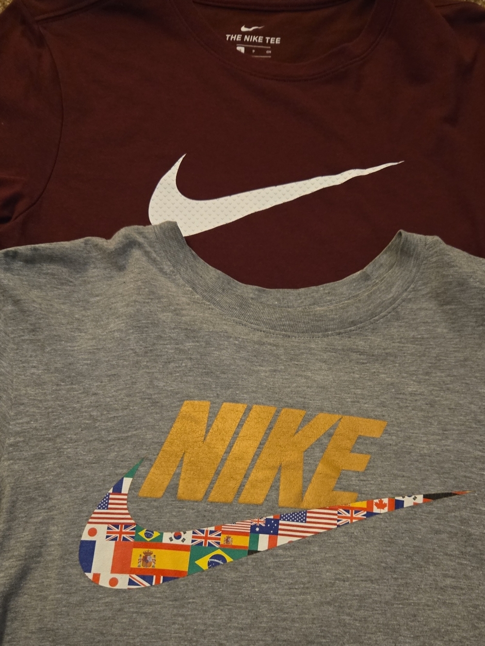 Set Of 2 Nike Tshirts